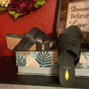 Volatile slip on wedges - leather black straps size 5